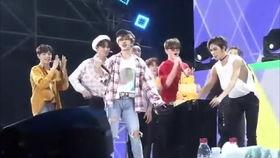 舞蹈成人剪刀视频